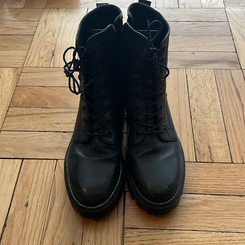 Size 6.5 Sam Edelman combat boots, lace up with zipper on side, hidden wedge